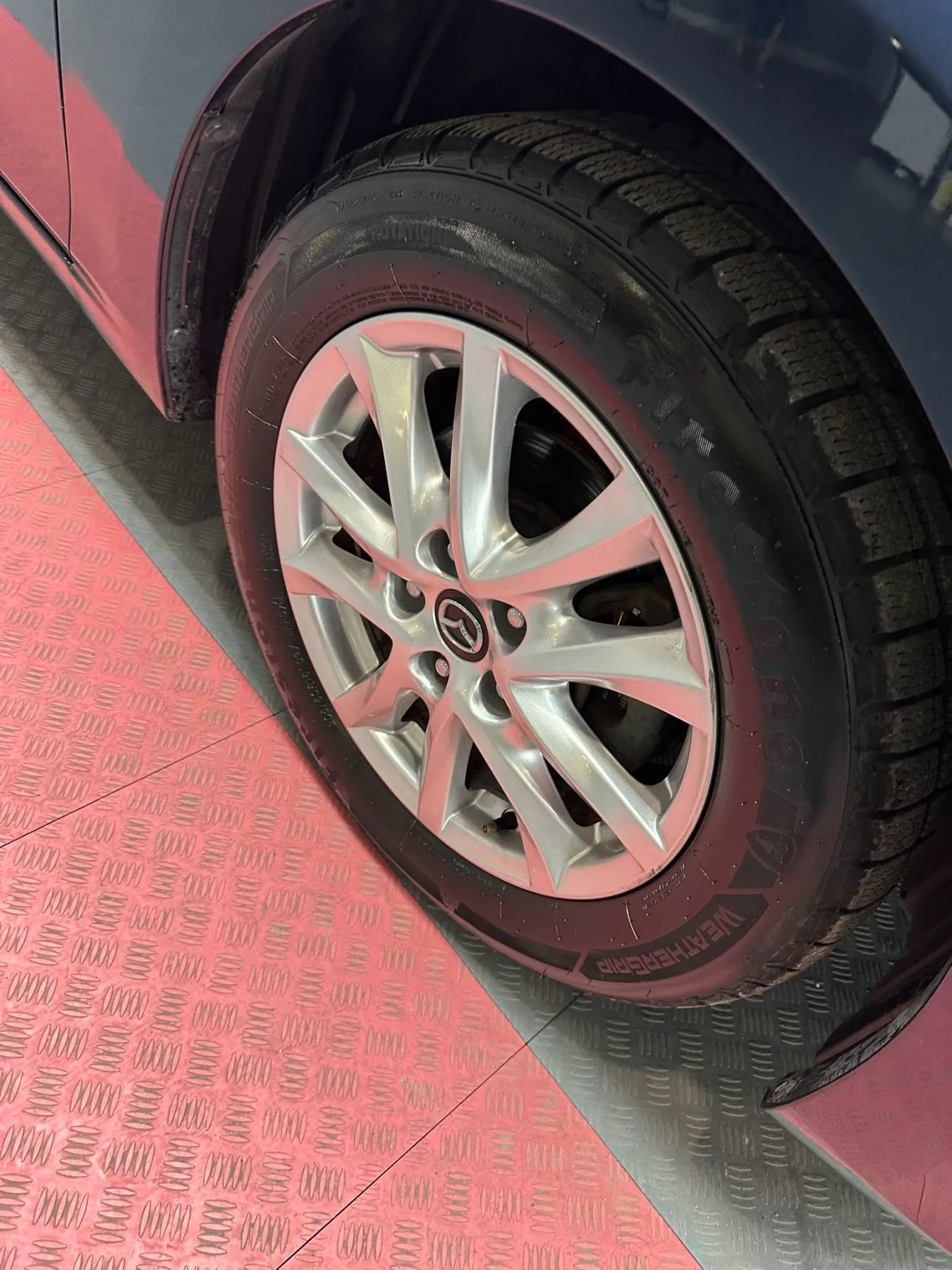 Used 2016 MAZDA MAZDA3 i Grand Touring image 32