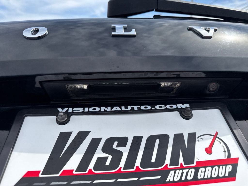 Used 2018 Volvo XC60 T5 R-Design w/ Convenience Package image 16
