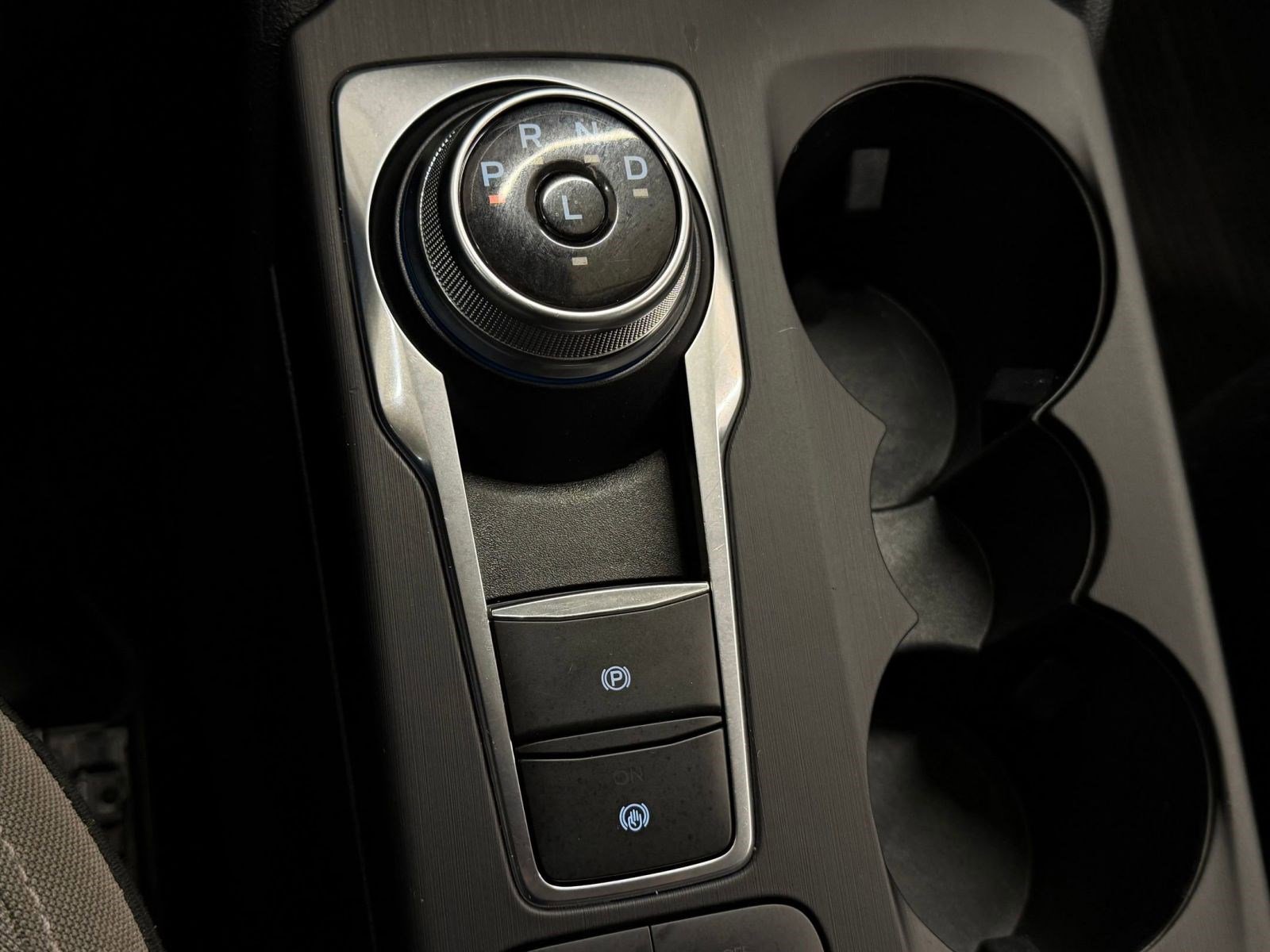 Used 2022 Ford Escape SE image 14