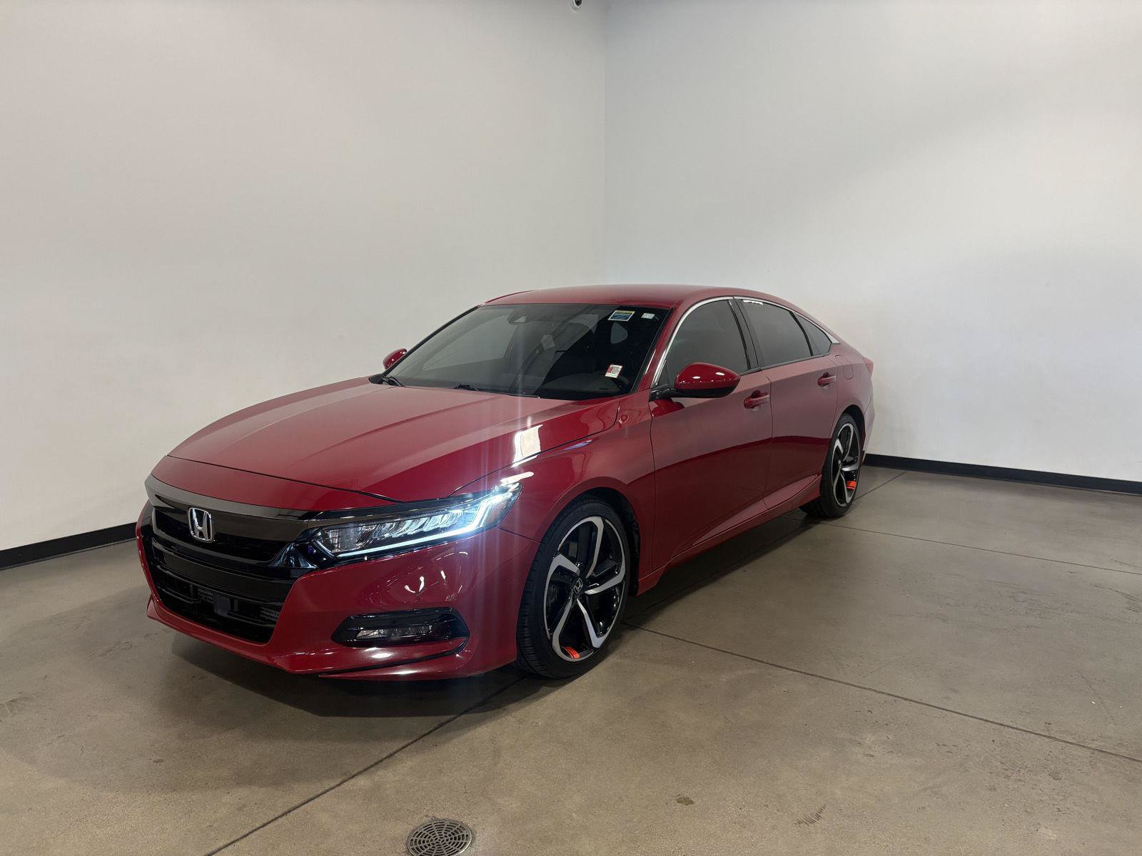 Used 2018 Honda Accord Sport image 8
