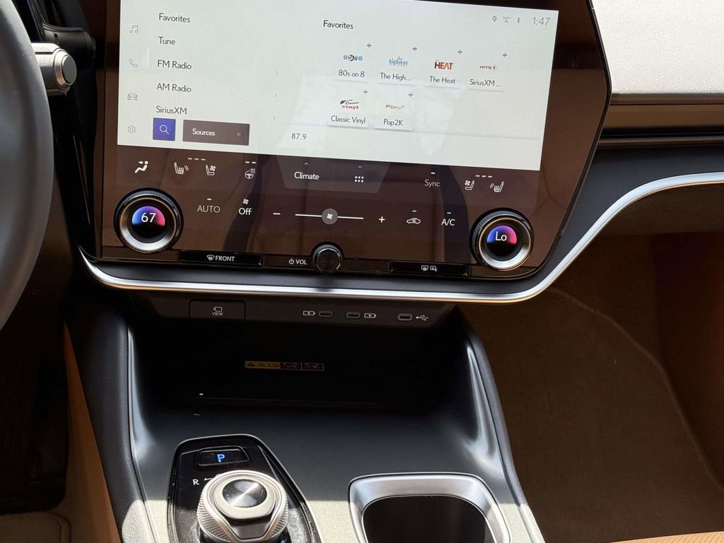 Used 2024 Lexus RZ 300e Premium w/ Accessory Package (Z1) image 19