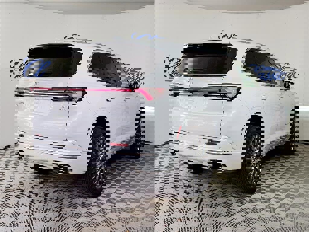 New 2026 Buick Enclave Avenir w/ Super Cruise Package image 6