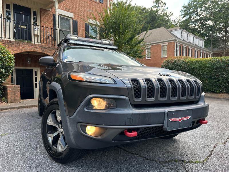 Used 2015 Jeep Cherokee Trailhawk w/ Leather Interior Group AWD/4WD image 8