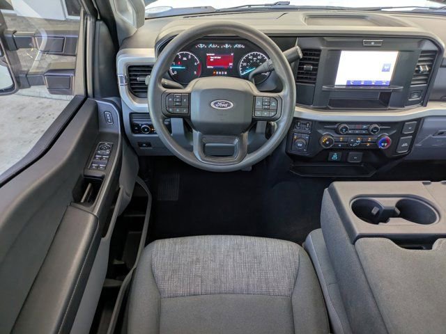Used 2025 Ford F250 XLT image 16