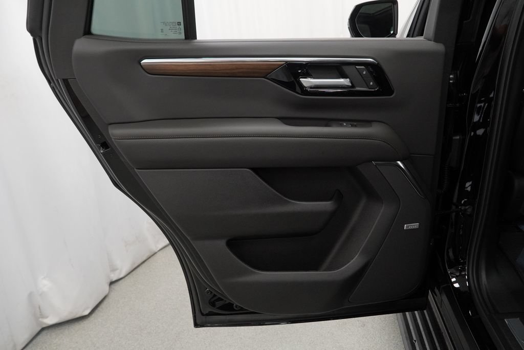 New 2026 Chevrolet Tahoe High Country AWD/4WD image 27