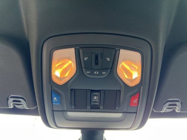 Used 2020 RAM 1500 Big Horn AWD/4WD image 25