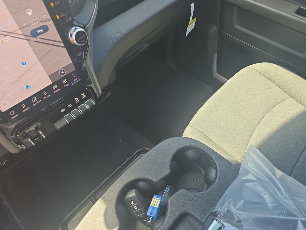 New 2026 RAM 3500 Tradesman AWD/4WD image 25