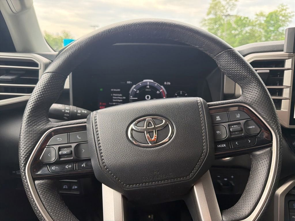 Used 2024 Toyota Tundra Limited AWD/4WD image 25
