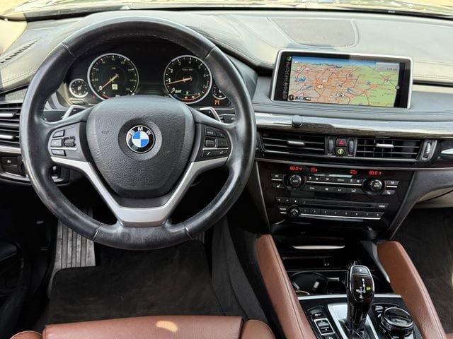 Used 2015 BMW X6 xDrive50i AWD/4WD image 11
