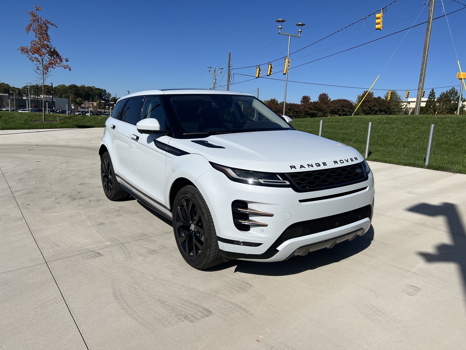 Used 2020 Land Rover Range Rover Evoque R-Dynamic S AWD/4WD image 1