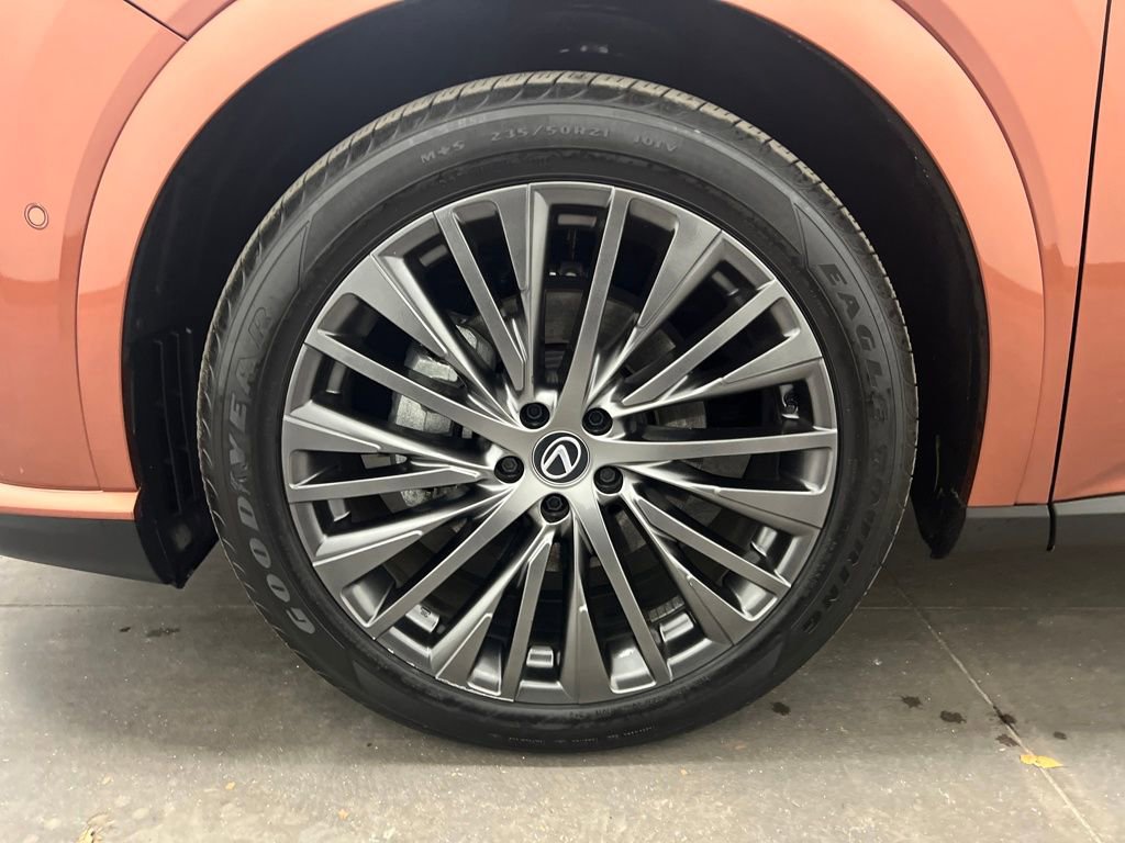 Used 2023 Lexus RX 350 350 Luxury w/ Cold Area Package image 30