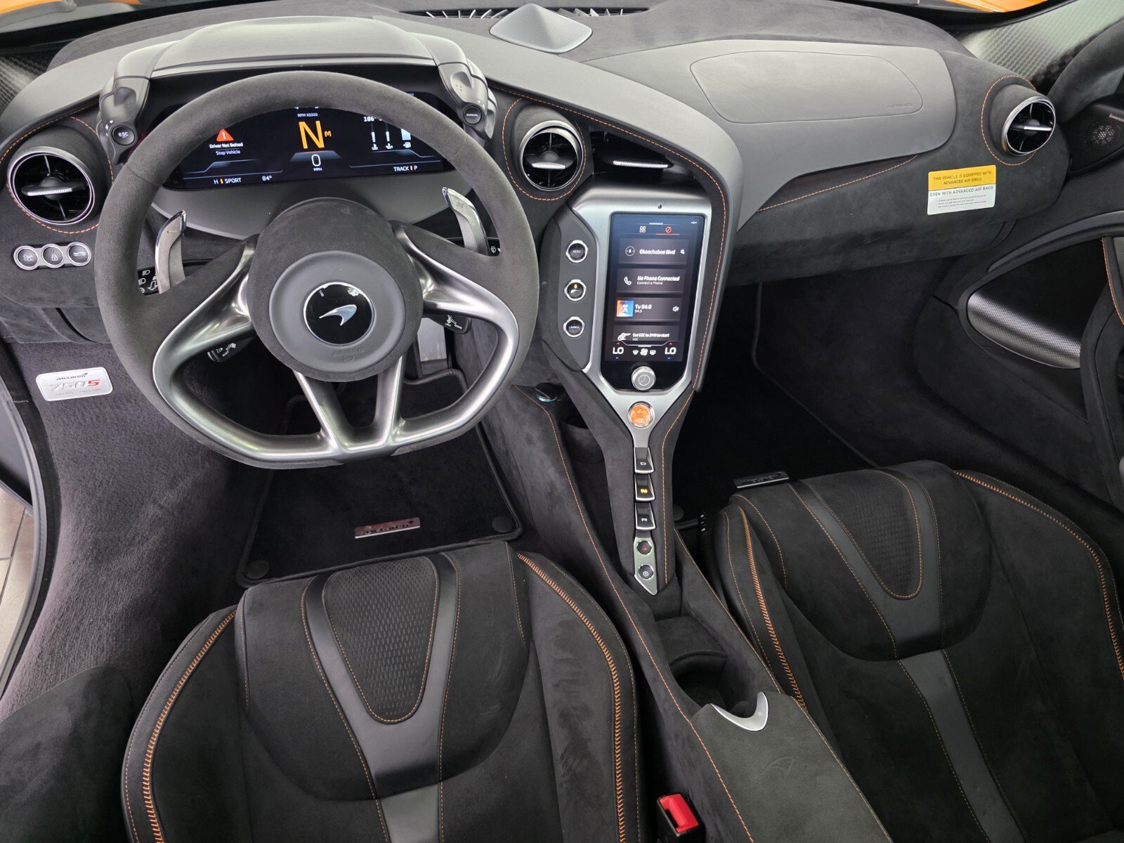 Used 2025 McLaren 750S RWD image 8