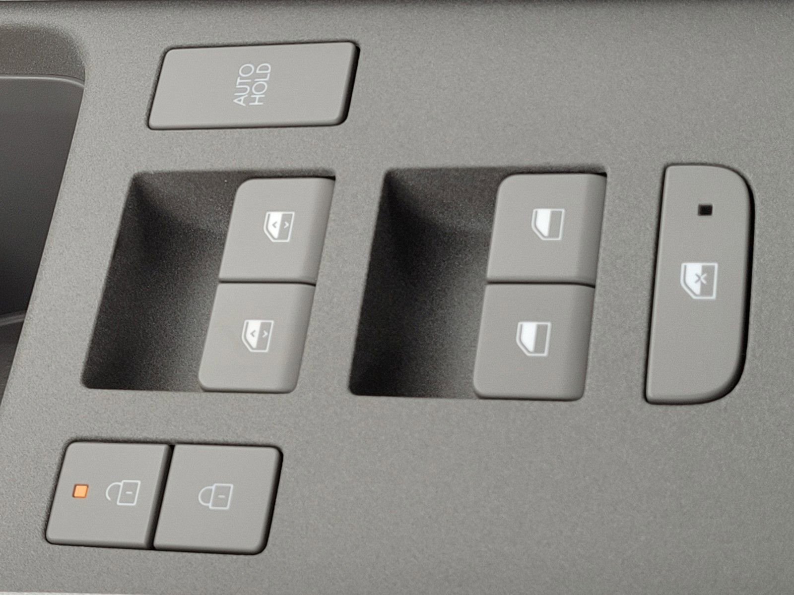 Certified 2025 Hyundai Ioniq 6 SEL image 24