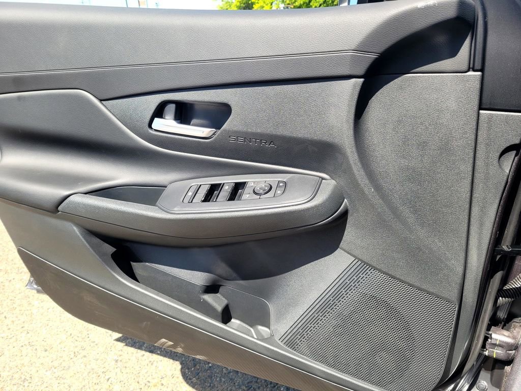 New 2026 Nissan Sentra SV FWD image 11