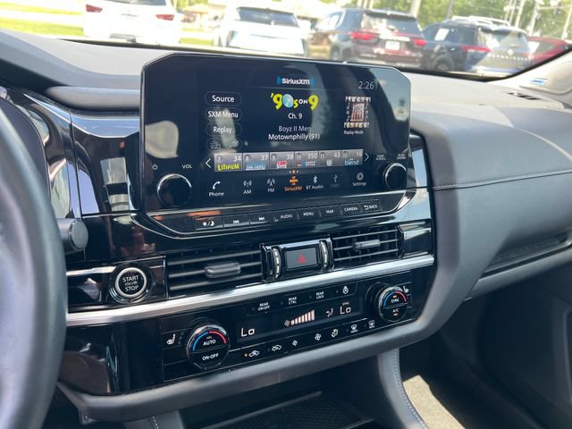 Used 2023 Nissan Pathfinder SL w/ SL Premium Package AWD/4WD image 20