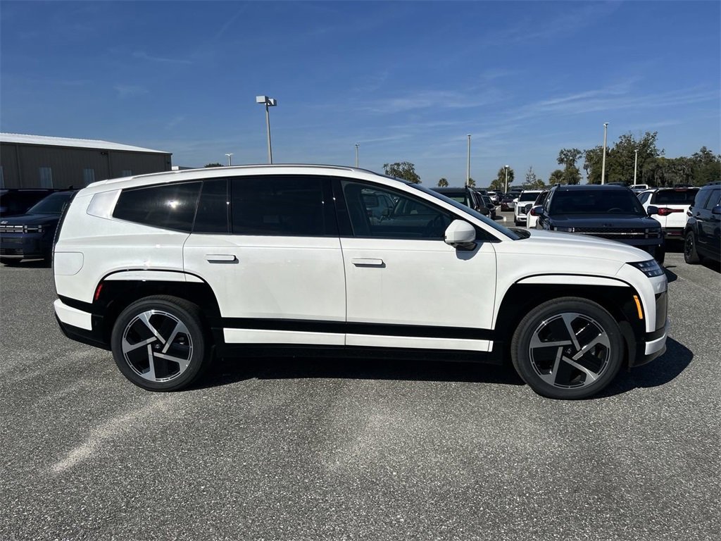 New 2026 Hyundai Ioniq 9 Limited image 8