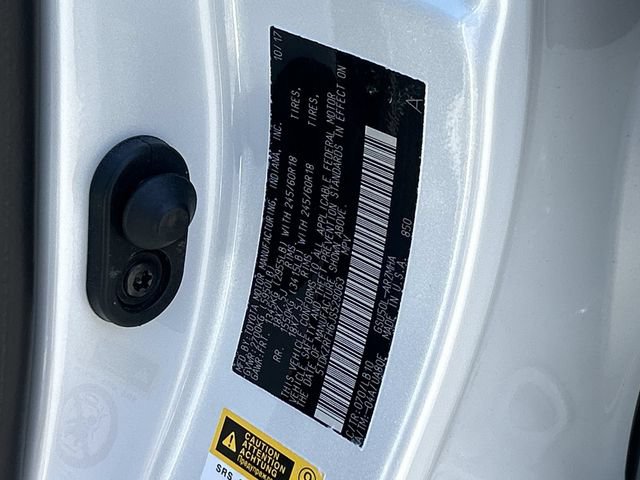 Used 2018 Toyota Highlander XLE w/ Carpet Mat Package (TMS) FWD image 32