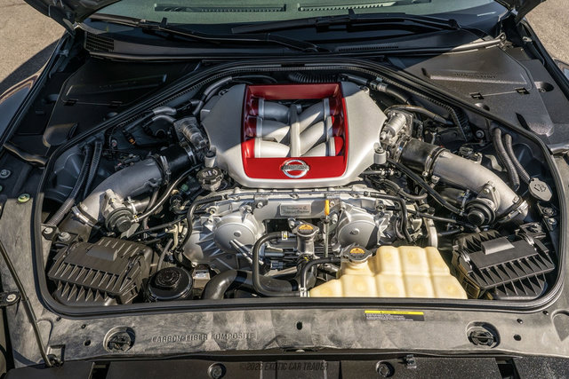 Used 2016 Nissan GT-R Black Edition AWD/4WD image 15