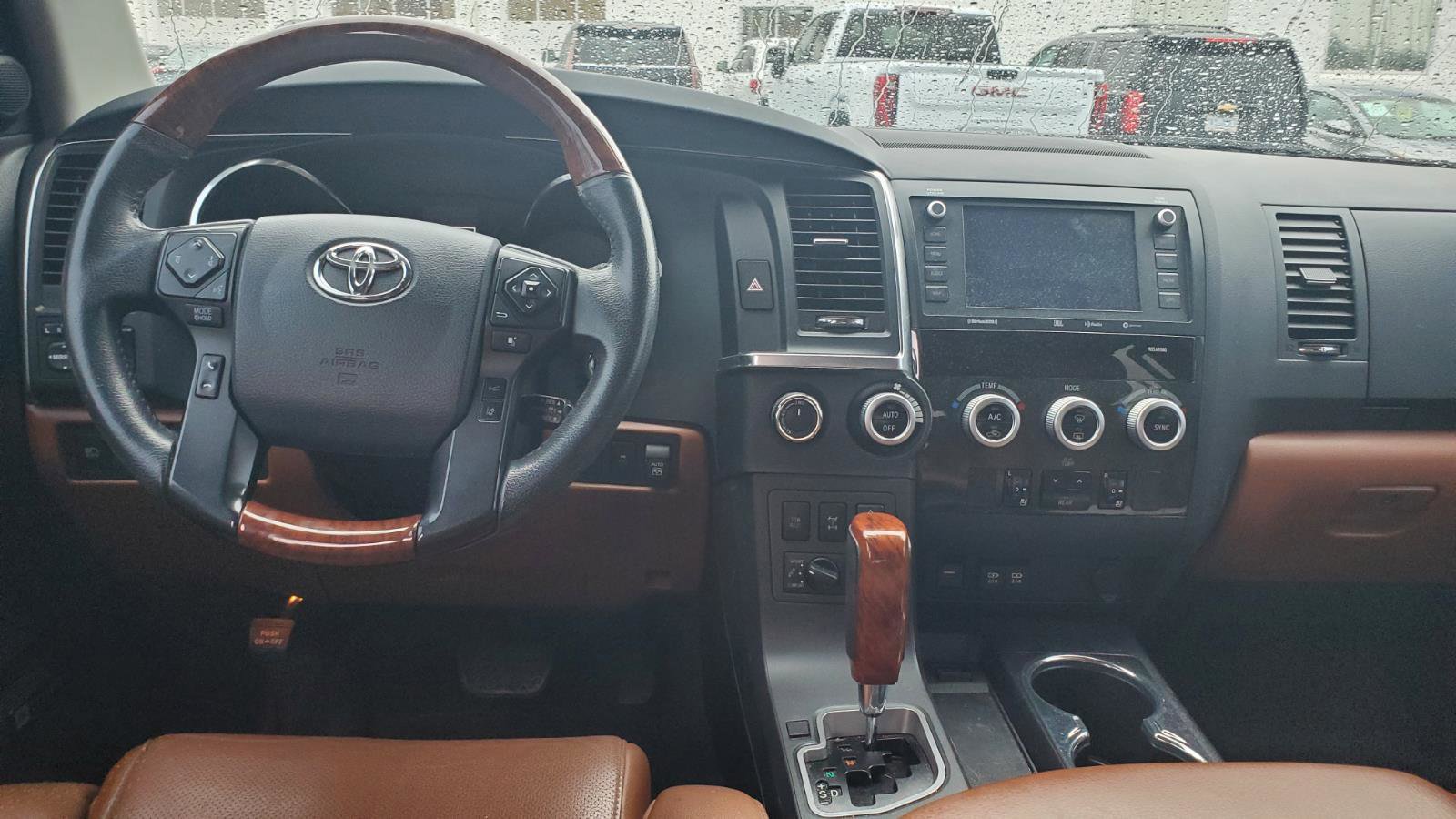 Used 2020 Toyota Sequoia Platinum image 8