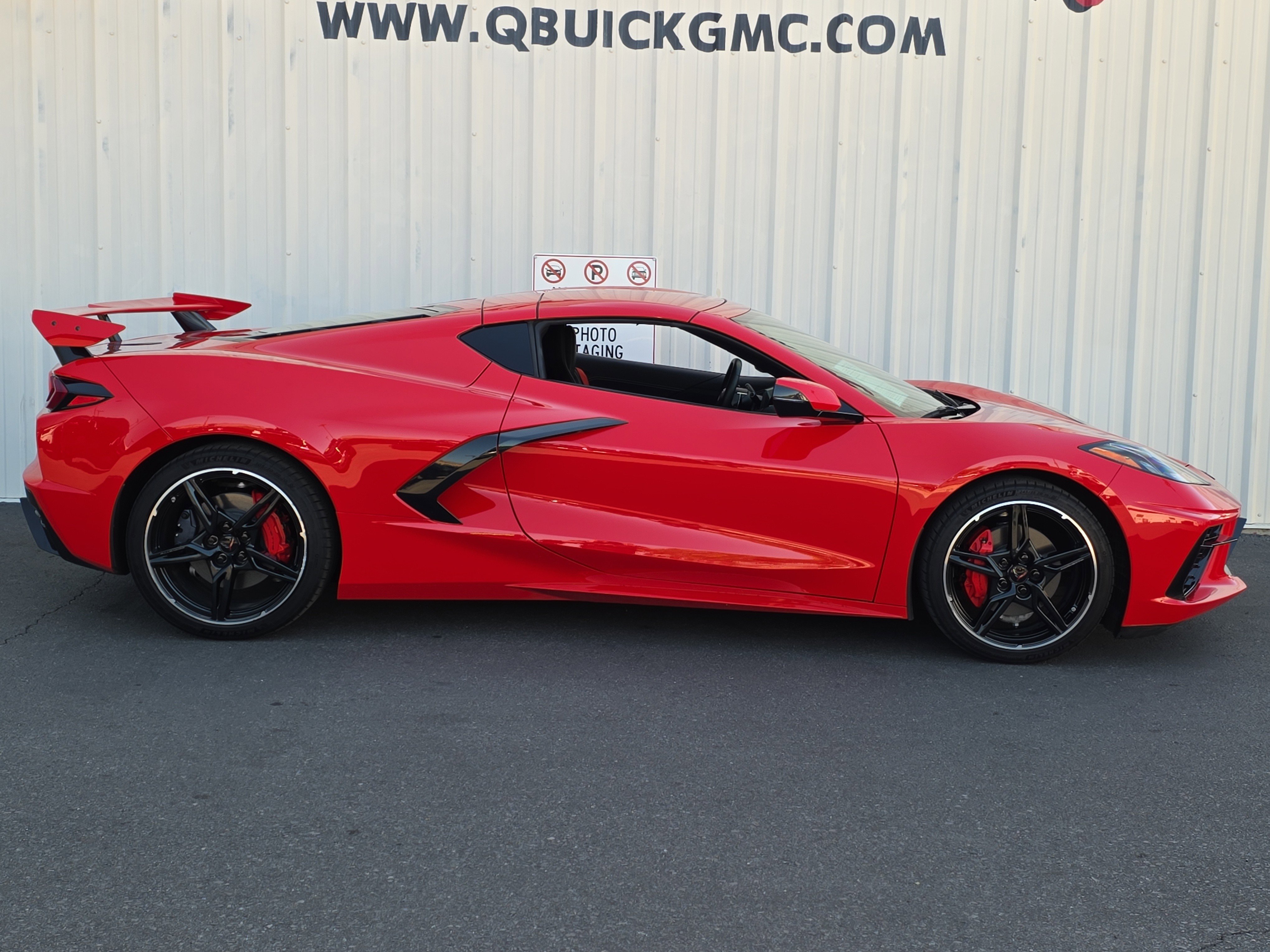 Used 2023 Chevrolet Corvette Stingray Coupe w/ 1LT image 11