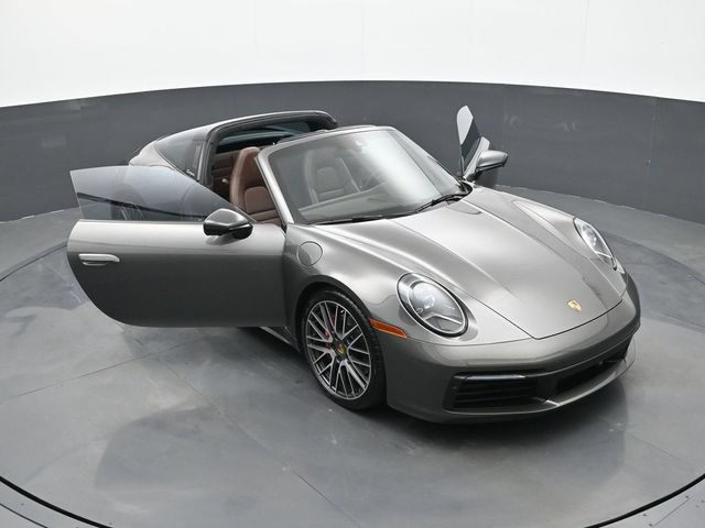 Certified 2024 Porsche 911 Targa 4S AWD/4WD image 28