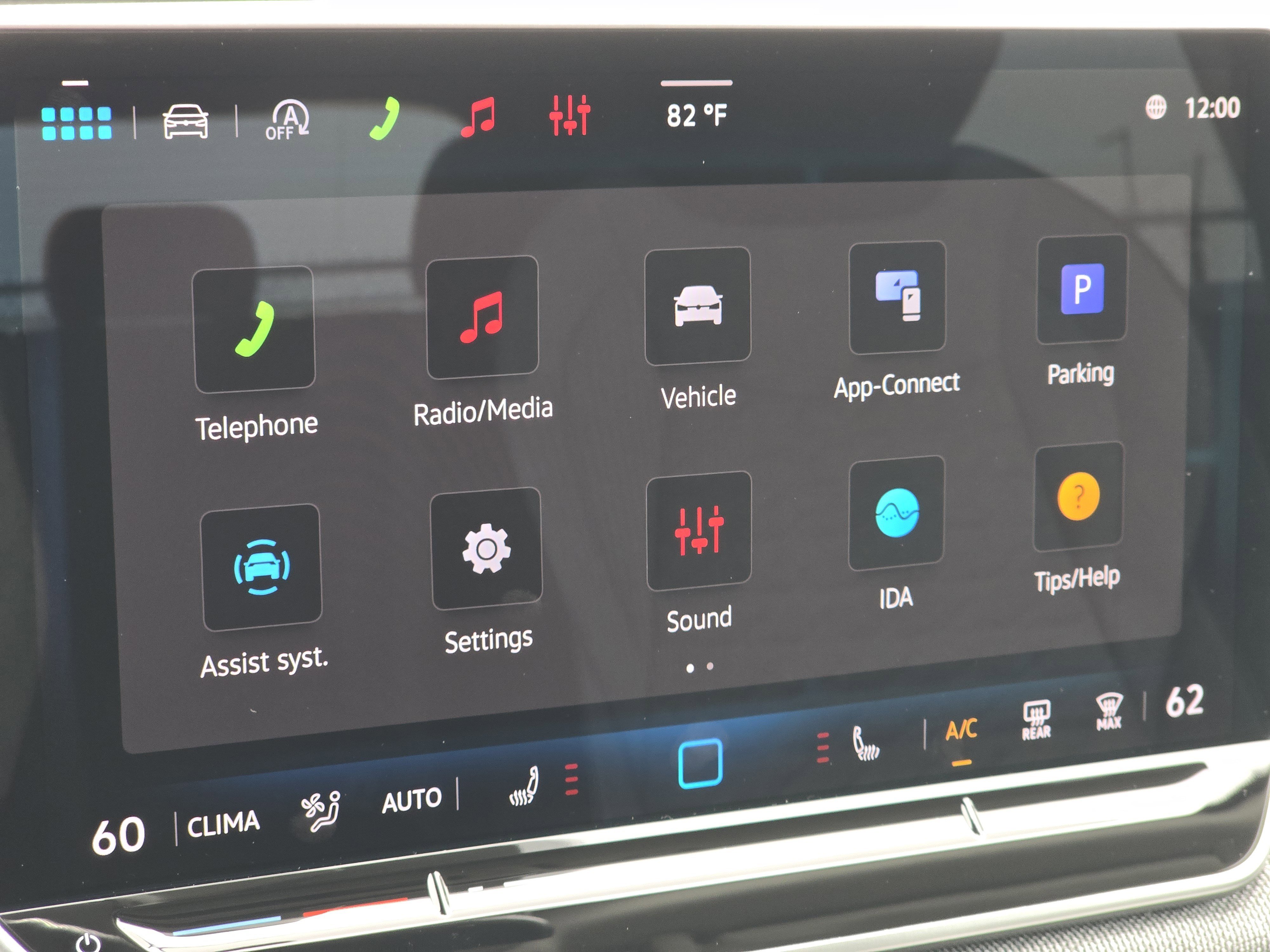 New 2026 Volkswagen Tiguan S FWD image 10