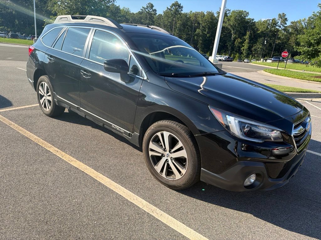 Used 2018 Subaru Outback 2.5i Limited AWD/4WD image 6