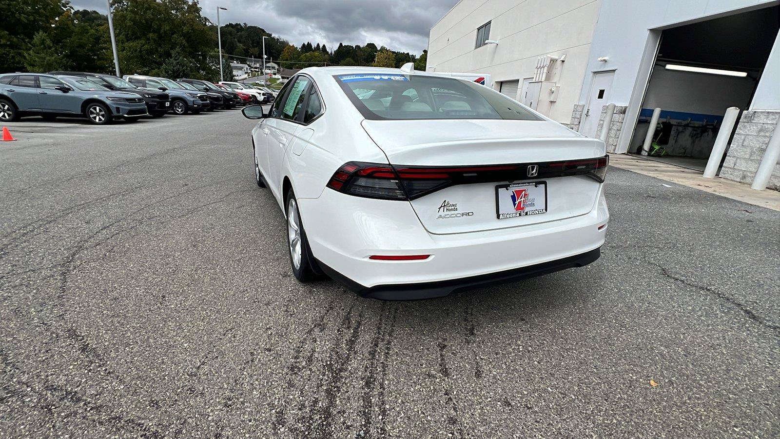 Used 2024 Honda Accord LX image 6