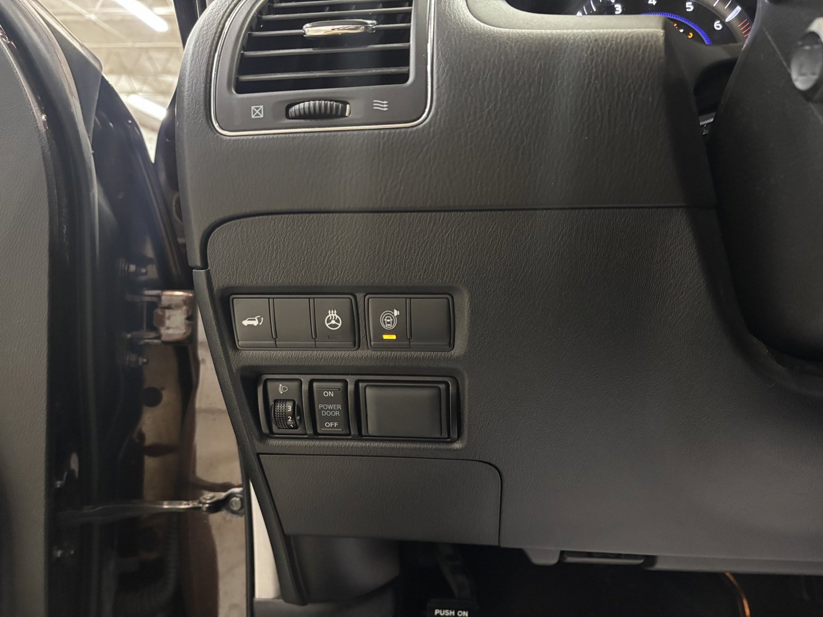 Used 2019 INFINITI QX80 Luxe w/ Proassist Package image 15