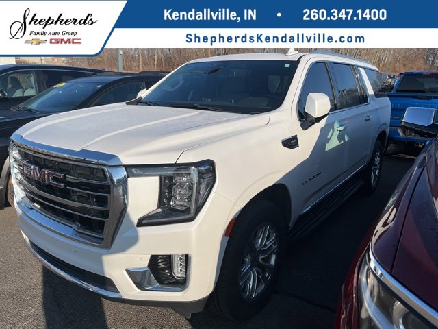 Used 2021 GMC Yukon XL SLT w/ SLT Premium Package image 1