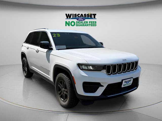 Used 2023 Jeep Grand Cherokee Laredo w/ Luxury Tech Group I AWD/4WD image 20
