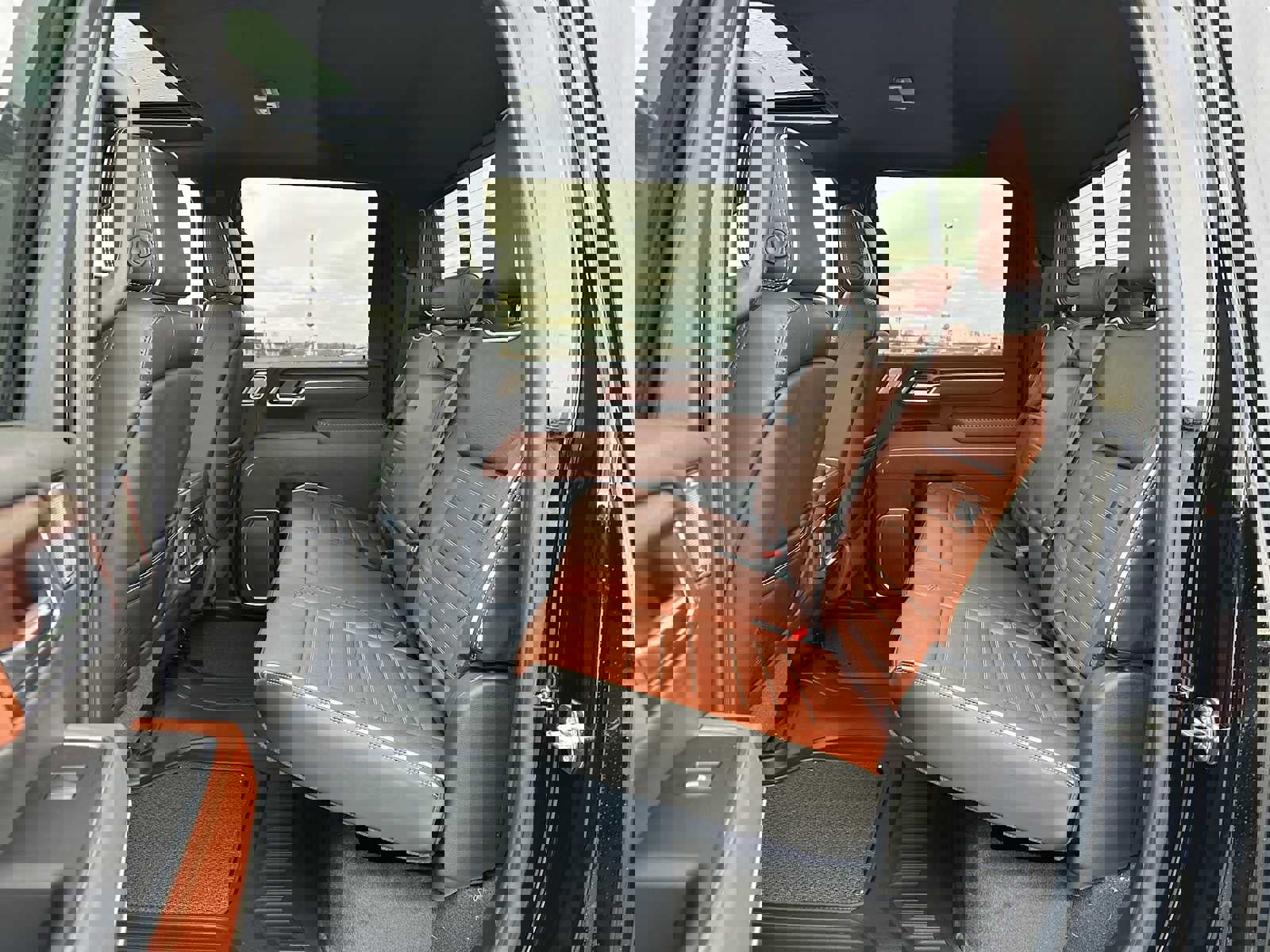 New 2026 GMC Sierra 2500 Denali Ultimate image 17