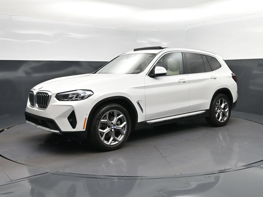 Certified 2024 BMW X3 sDrive30i w/ Premium Package RWD image 3