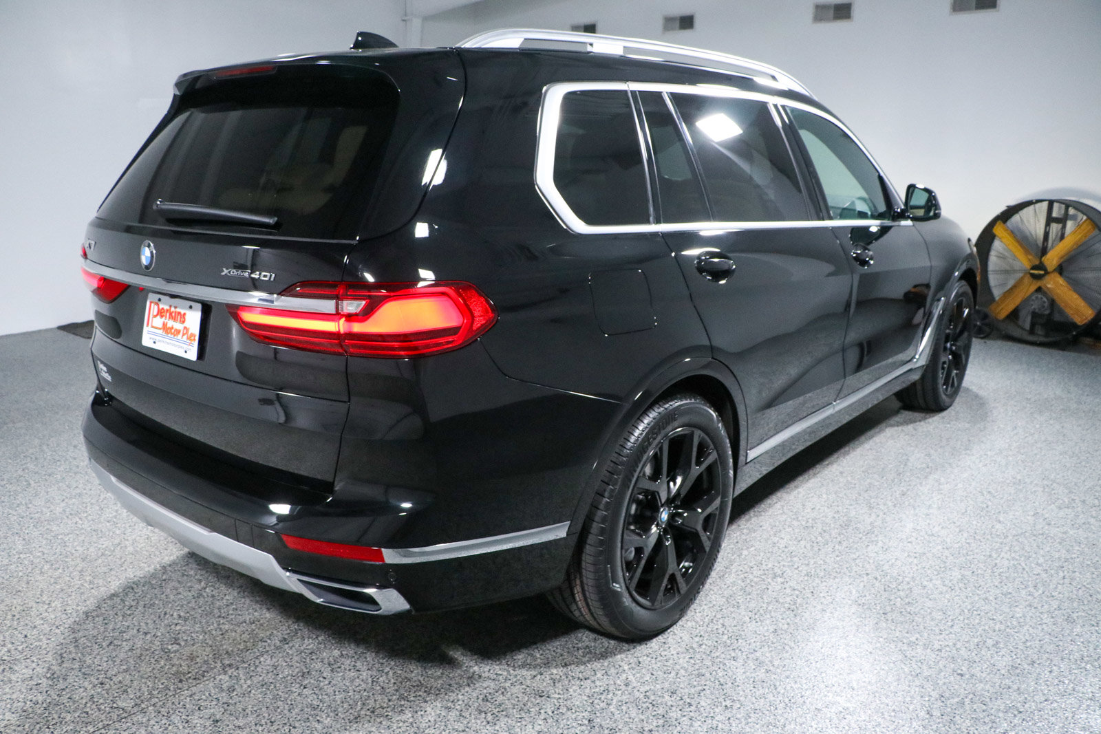 Used 2022 BMW X7 xDrive40i w/ Cold Weather Package image 7