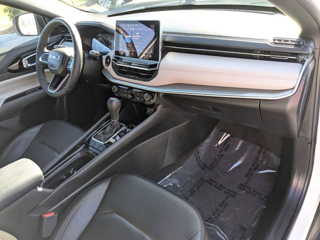 Used 2024 Jeep Compass Limited AWD/4WD image 37