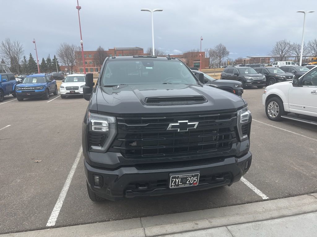 Used 2024 Chevrolet Silverado 2500 LTZ w/ LTZ Plus Package image 16