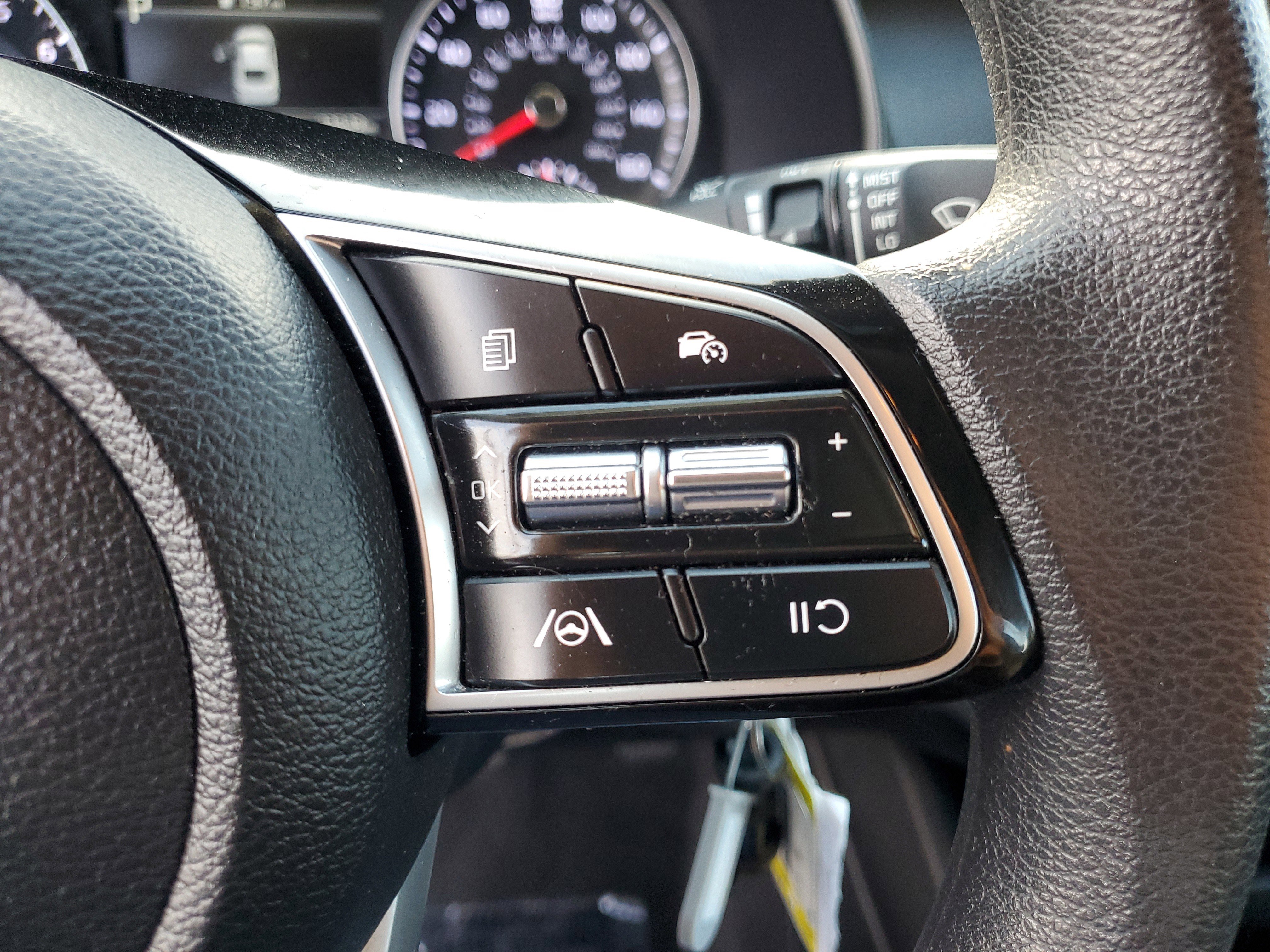 New 2022 Kia Forte LXS w/ LXS Technology Package image 19