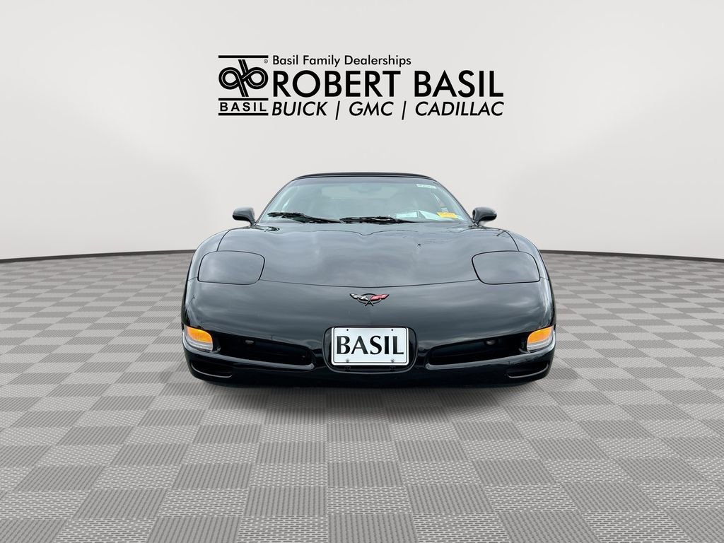 Used 2001 Chevrolet Corvette Convertible w/ Preferred Equipment Group2 RWD image 3