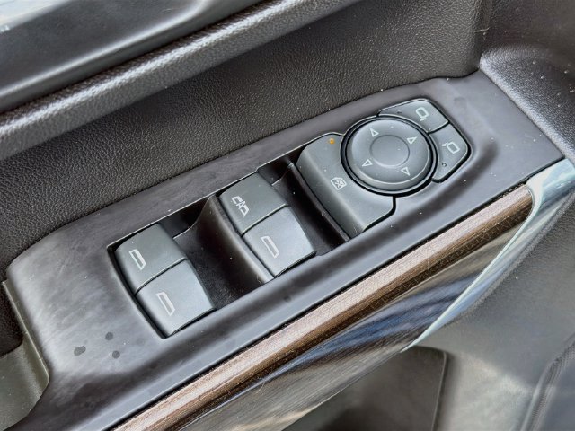Used 2019 Chevrolet Silverado 1500 RST w/ All-Star Edition AWD/4WD image 16