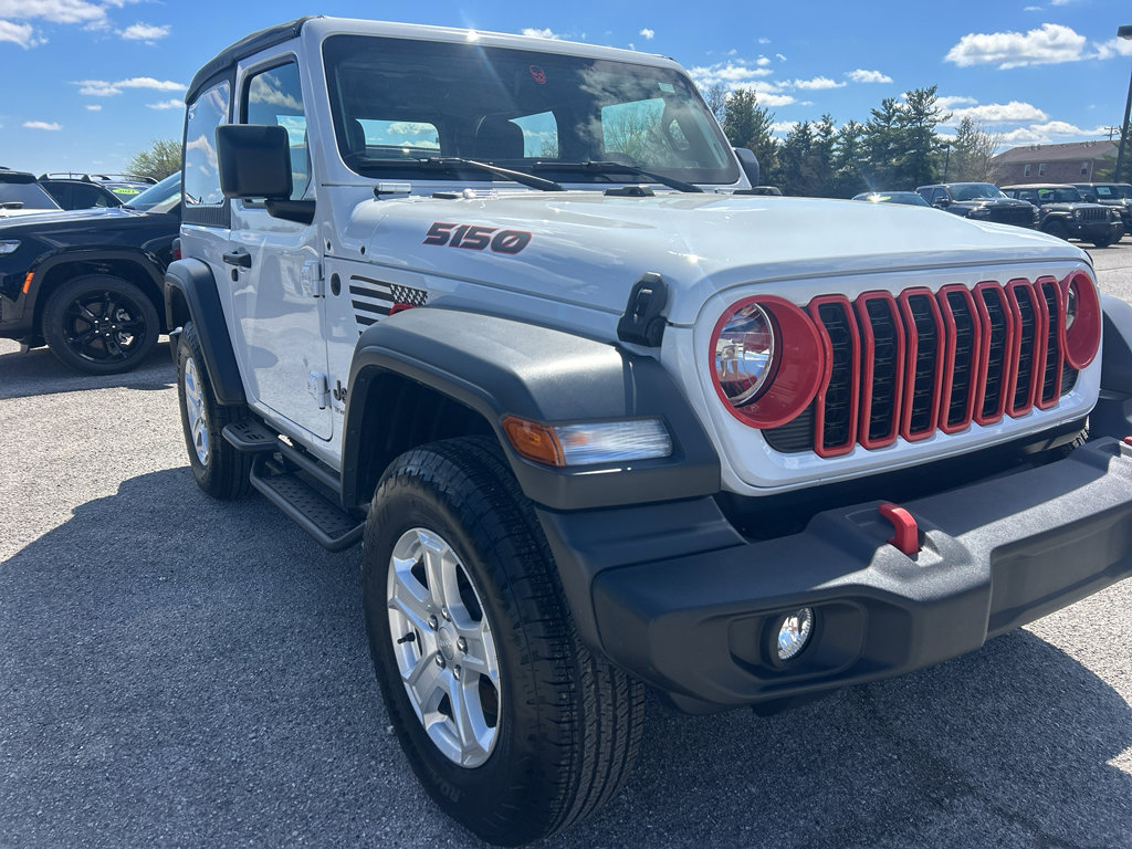 Used 2025 Jeep Wrangler Sport image 3