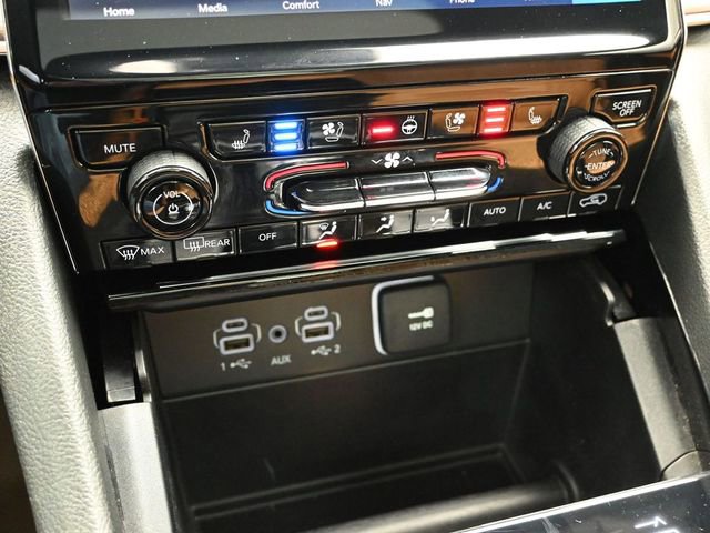 Used 2024 Jeep Grand Cherokee Summit image 43