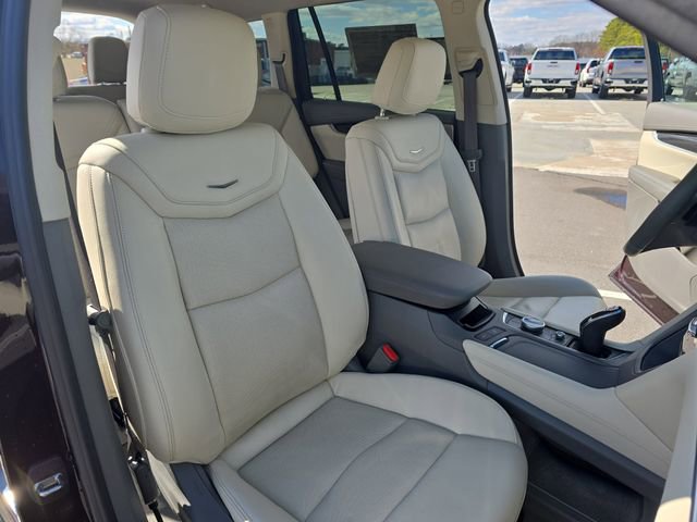 Used 2021 Cadillac XT6 Premium Luxury image 10