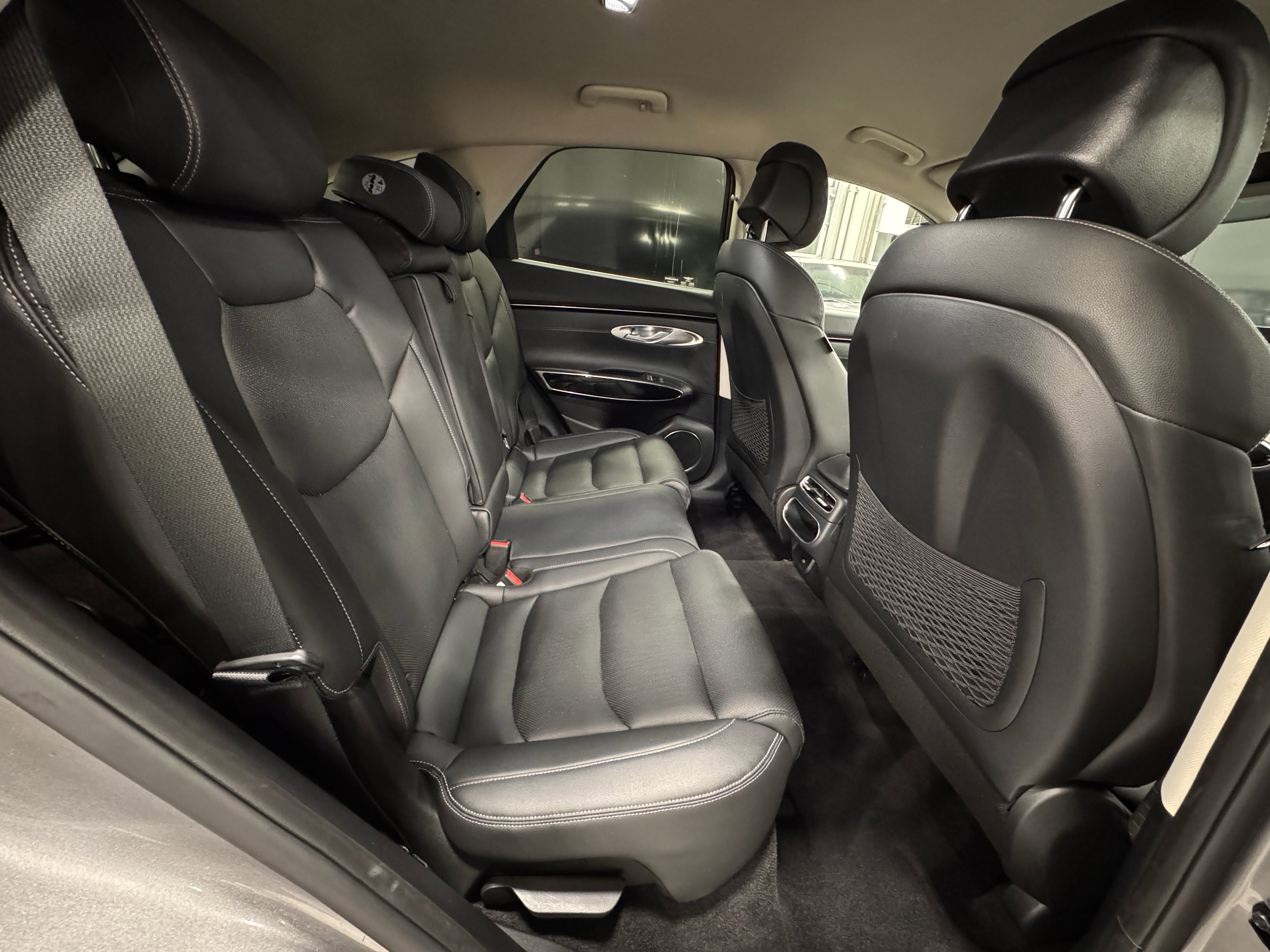 Used 2025 Genesis GV70 2.5T image 28