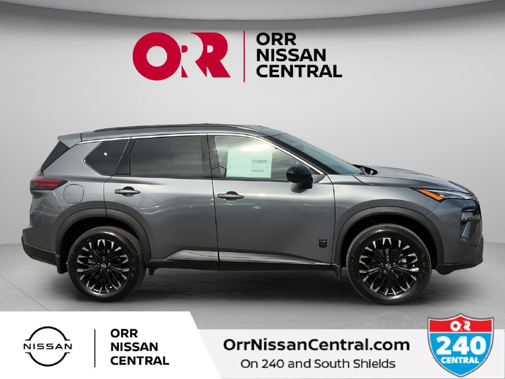 New 2027 Nissan Rogue Dark Armor FWD image 4