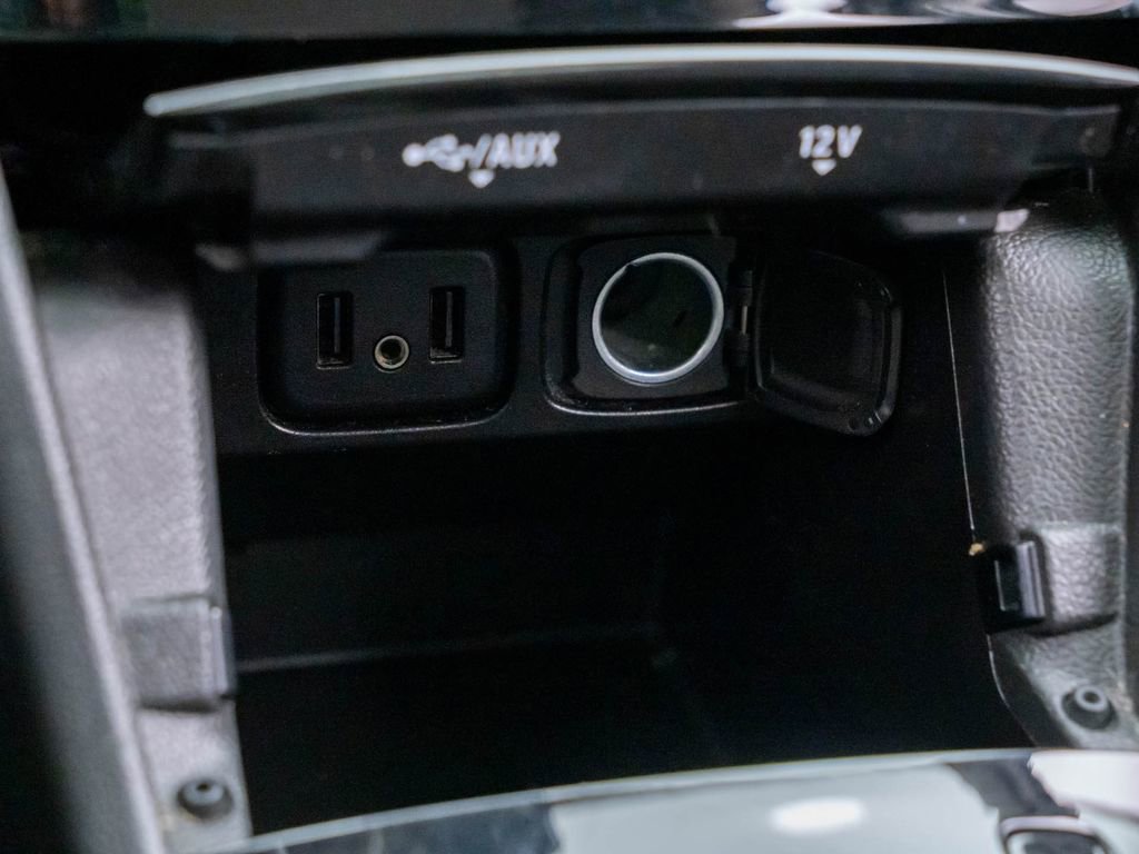 Used 2018 Buick Encore Sport Touring image 27