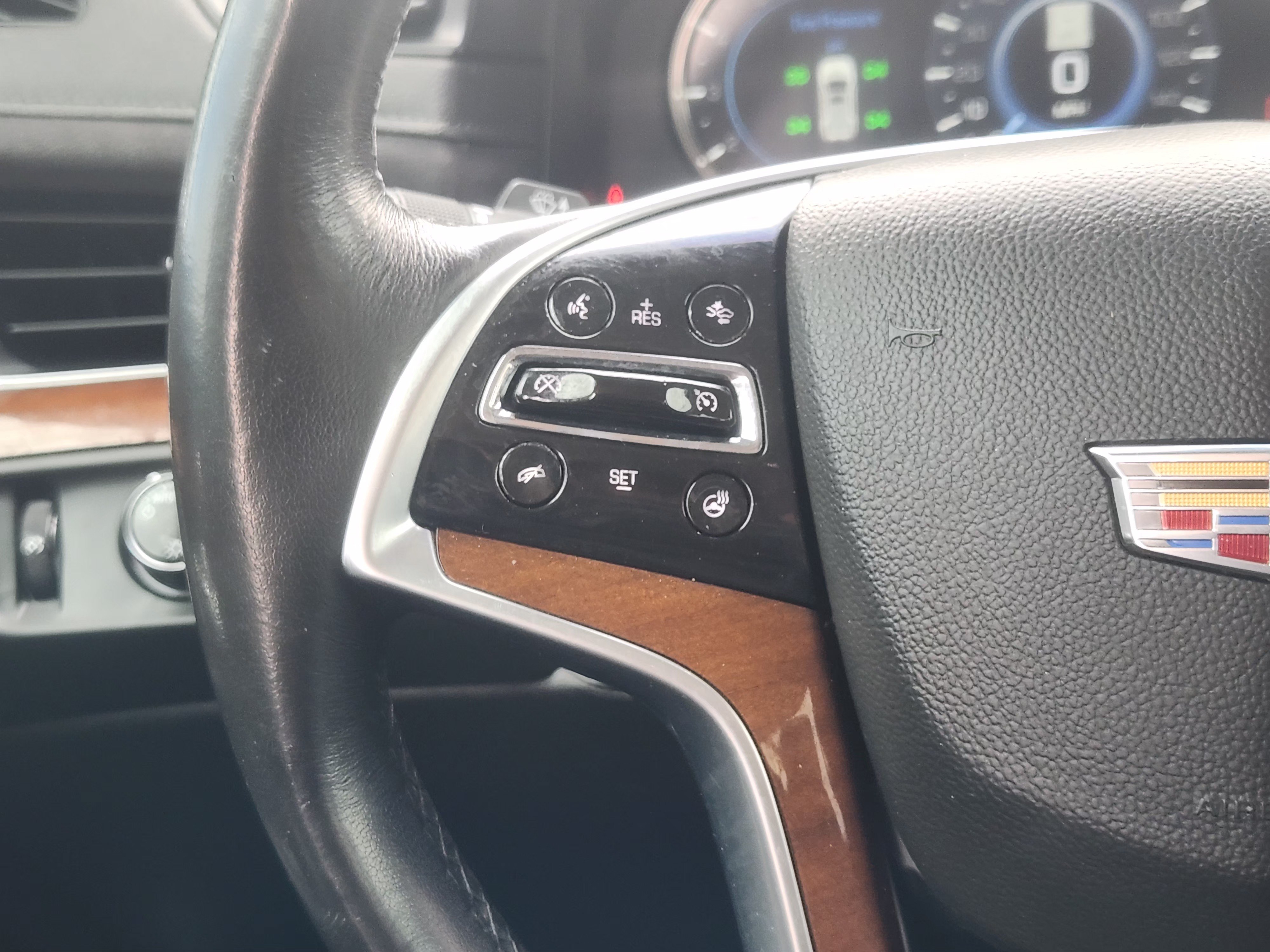 Used 2019 Cadillac Escalade Luxury RWD image 28