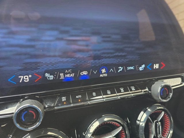 Used 2024 Chevrolet Blazer EV RS image 31