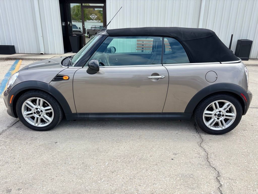 Used 2012 MINI Cooper Convertible image 2