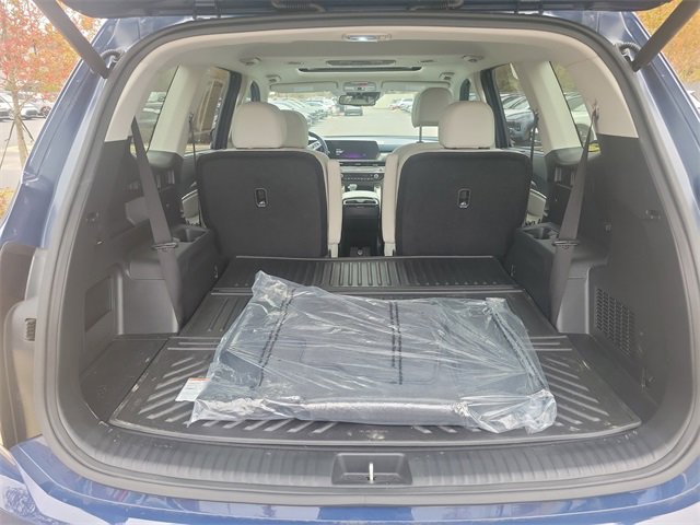 Certified 2025 Kia Telluride EX w/ EX Captain's Chair Package image 9