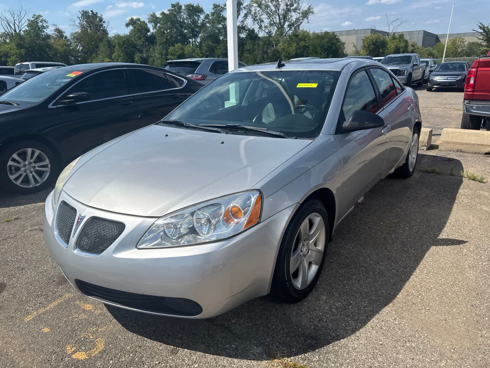 Used 2009 Pontiac G6 Sedan w/ Sun And Sound Package FWD image 27